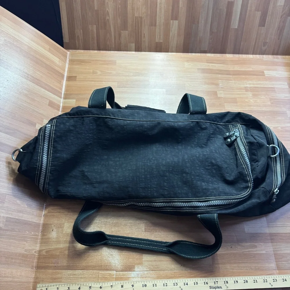Kipling duffel bag